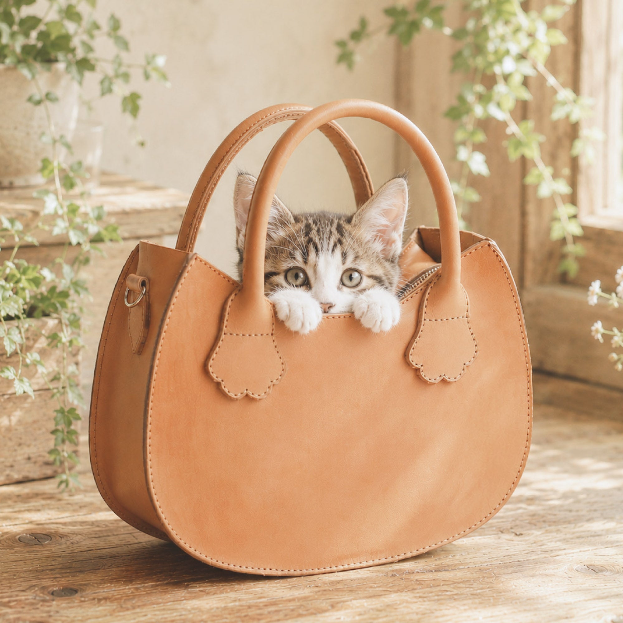 猫と暮らすバッグ