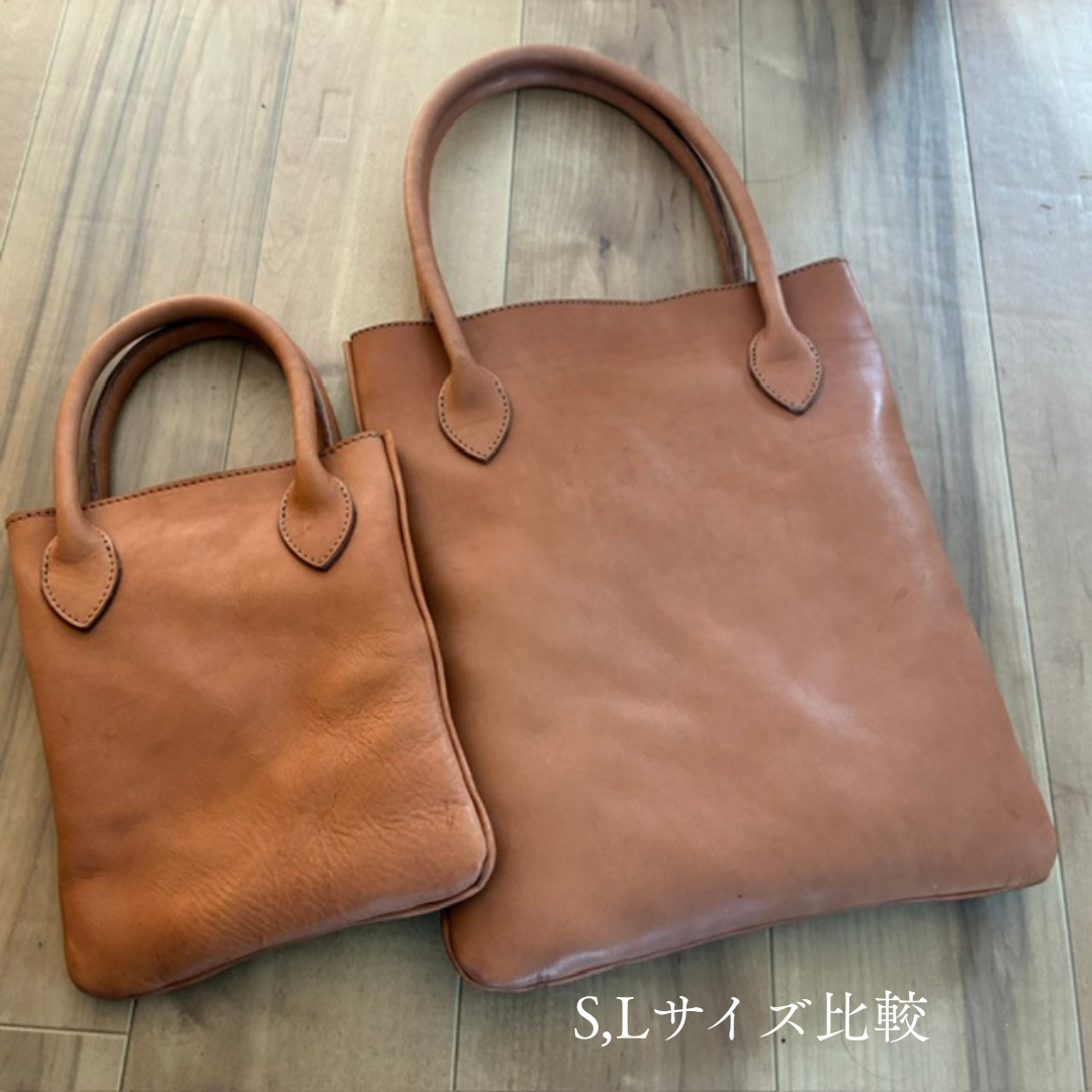 A縦-sized tote bag that can easily fit A4 documents