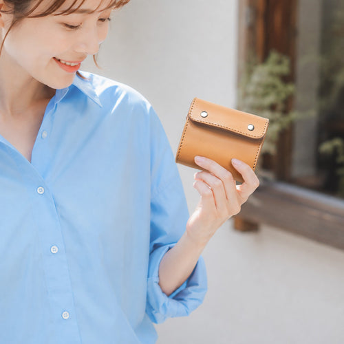 ぷっくりフォルムが、かわいい三つ折りミニ財布