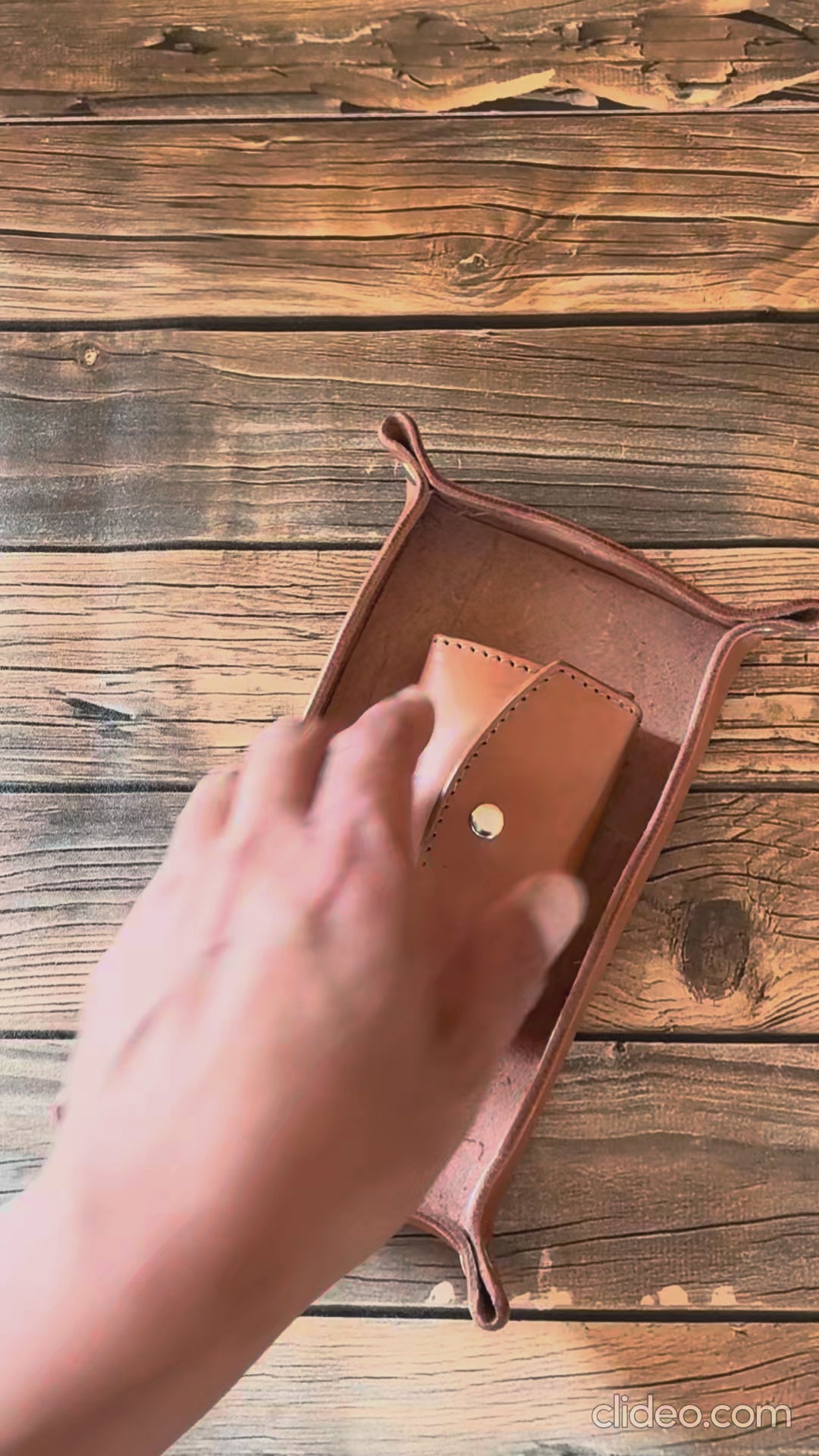 カードもスマートキーも入るオールインワンキーケース